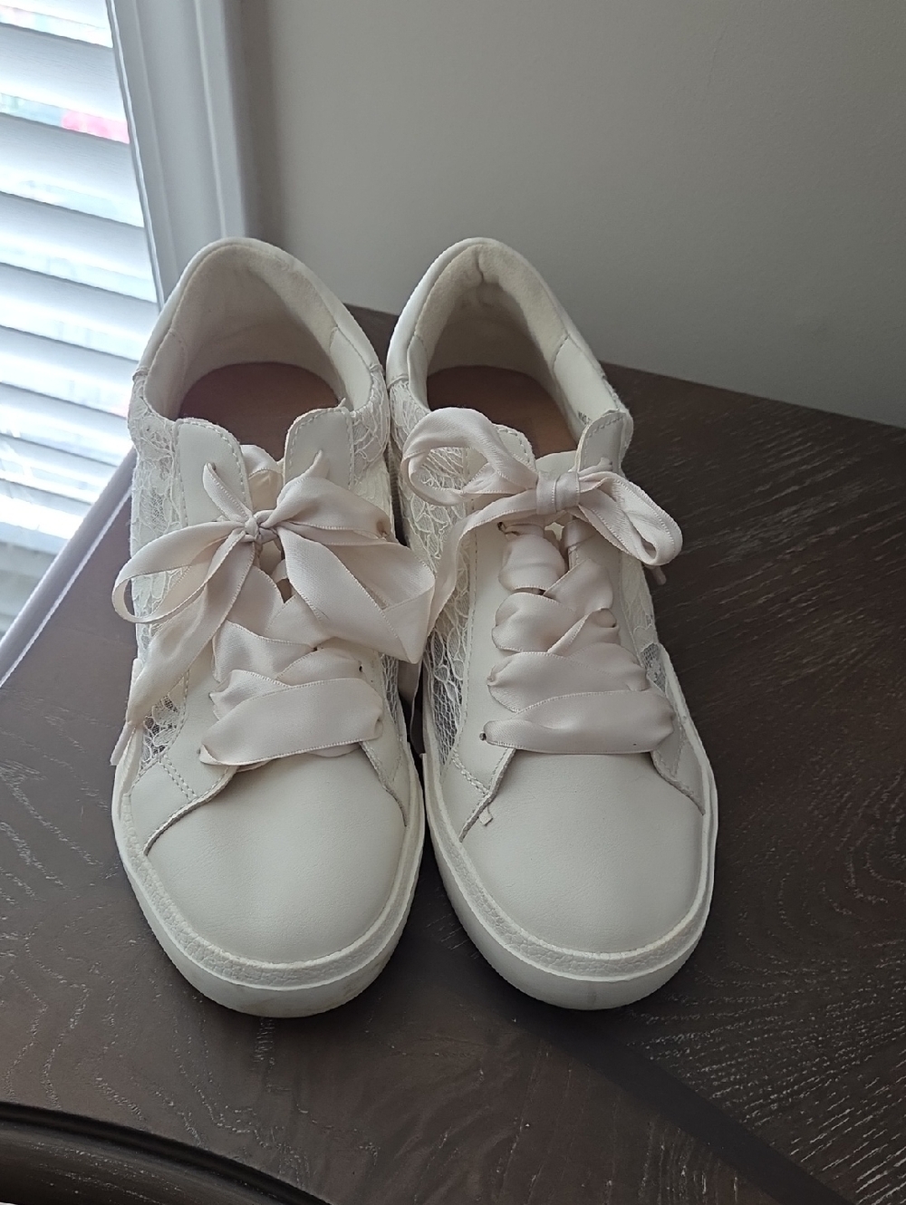 Dolce Vita Cream Ribbon-Lace Sneakers